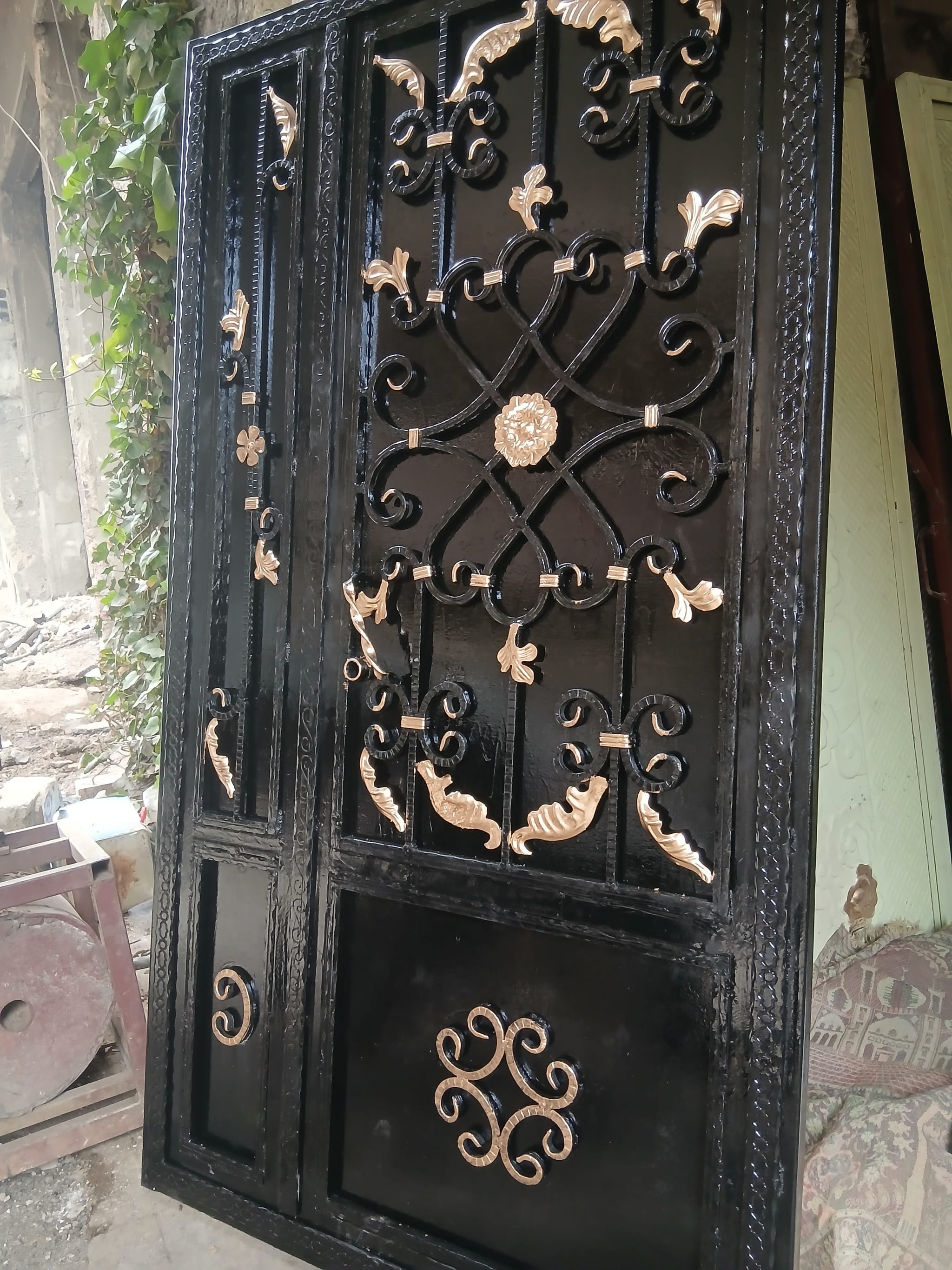 باب حديد مدرفل - 2